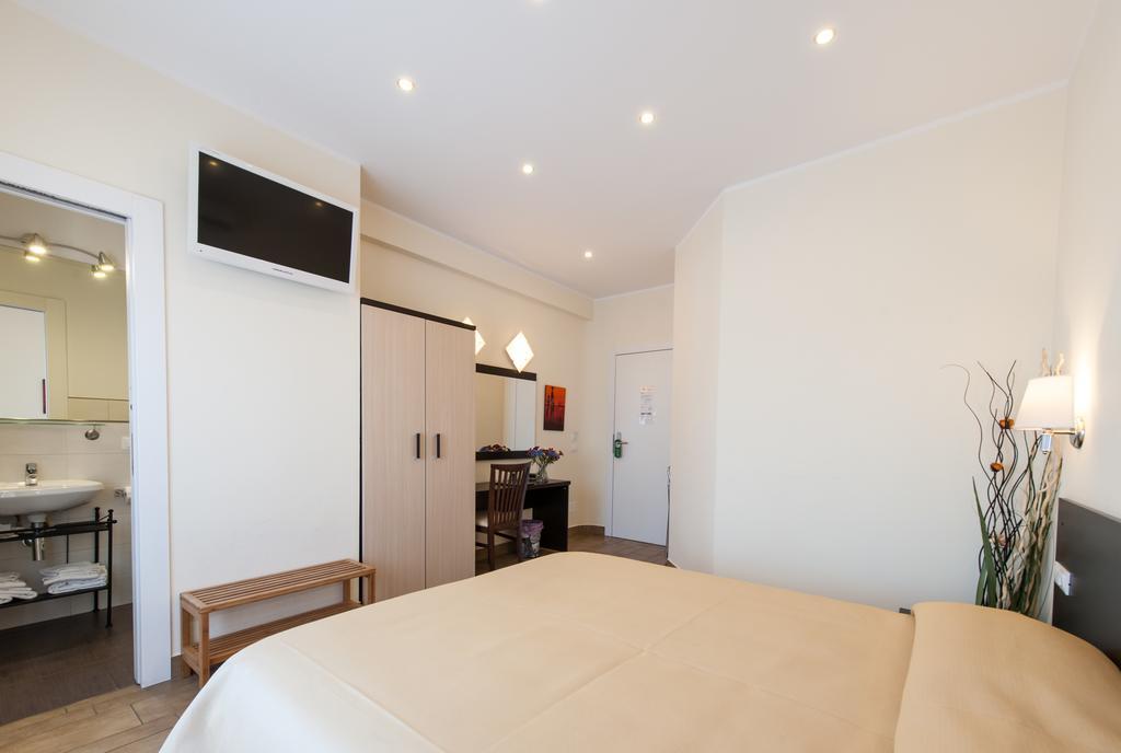 Alba Romana Room photo